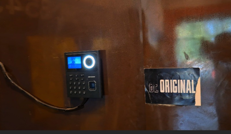 Biometric security machine at Shyam Library
